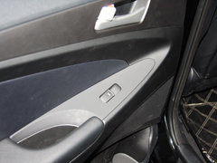 2013款 2.0L 自动 领先版