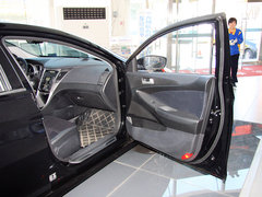 2013款 2.0L 自动 领先版