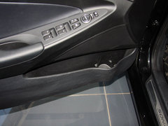 2013款 2.0L 自动 领先版