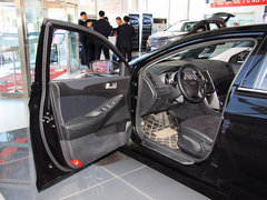 2013款 2.0L 自动 领先版