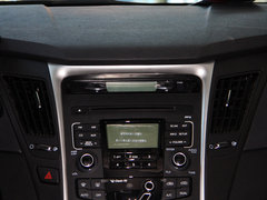 2013款 2.0L 自动 领先版