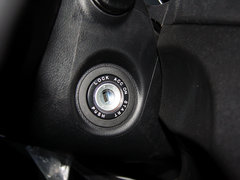 2013款 2.0L 自动 领先版