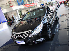 2013款 2.0L 自动 领先版