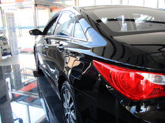 2013款 2.0L 自动 领先版