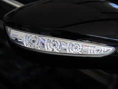 2013款 2.0L 自动 领先版