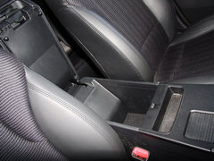 2013款 2.0L 自动 领先版