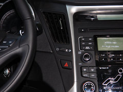 2013款 2.0L 自动 领先版
