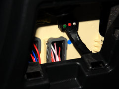 2013款 2.0L 自动 领先版