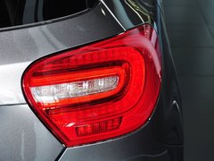 2013款 A260 2.0T DCT 运动型