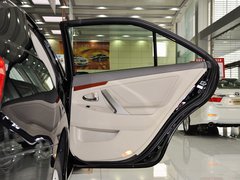 2013款 200G 2.0L 经典豪华版