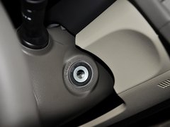2013款 200G 2.0L 经典豪华版