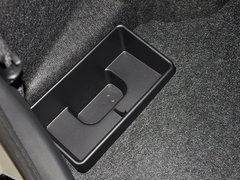 2013款 200G 2.0L 经典豪华版