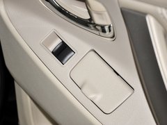 2013款 200G 2.0L 经典豪华版