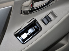 2013款 200E 2.0L 经典精英版