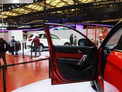 2014款 1.5T 手动 四驱尊贵版 5座