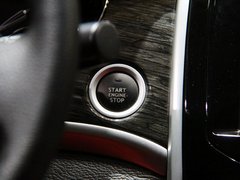 2014款 1.5T 手动 四驱尊贵版 5座
