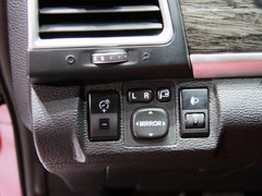 2014款 1.5T 手动 四驱尊贵版 5座