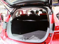 2014款 1.5T 手动 四驱尊贵版 5座
