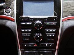 2014款 1.5T 手动 四驱尊贵版 5座