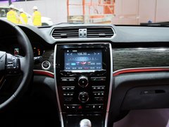 2014款 1.5T 手动 四驱尊贵版 5座