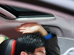 2014款 1.5T 手动 四驱尊贵版 5座