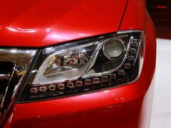 2014款 1.5T 手动 四驱尊贵版 5座
