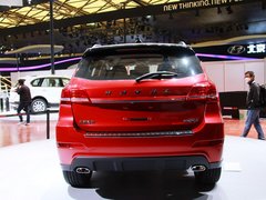 2014款 1.5T 手动 四驱尊贵版 5座
