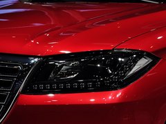 2014款 1.5T 手动 四驱尊贵版 5座