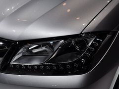 2014款 1.5T 手动 四驱尊贵版 5座