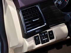 2014款 1.5T 手动 四驱尊贵版 5座
