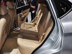 2014款 1.5T 手动 四驱尊贵版 5座