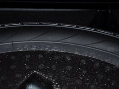2014款 1.5T 手动 四驱尊贵版 5座