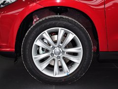 2014款 1.5T 手动 四驱尊贵版 5座