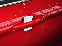 2014款 1.5T 手动 四驱尊贵版 5座