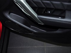 2014款 1.5T 手动 四驱尊贵版 5座