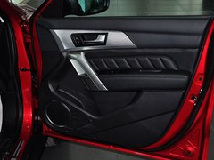 2014款 1.5T 手动 四驱尊贵版 5座