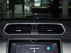 2014款 1.5T 手动 四驱尊贵版 5座