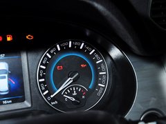 2014款 1.5T 手动 四驱尊贵版 5座