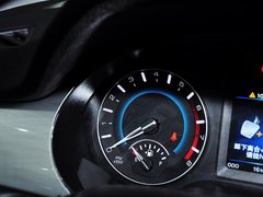 2014款 1.5T 手动 四驱尊贵版 5座