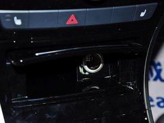 2014款 1.5T 手动 四驱尊贵版 5座