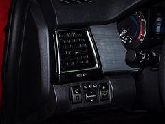 2014款 1.5T 手动 四驱尊贵版 5座