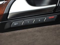 奥迪Q7 2014款 35 TFSI quattro 运动型