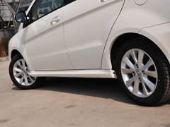 2013款 三厢 1.5L 手动 乐天版