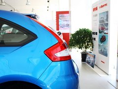 2013款 两厢 1.6L 手动 乐尚型