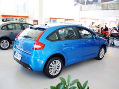 2013款 两厢 1.6L 手动 乐尚型