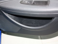 2013款 两厢 1.6L 手动 乐尚型