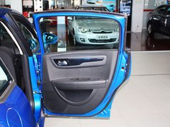 2013款 两厢 1.6L 手动 乐尚型