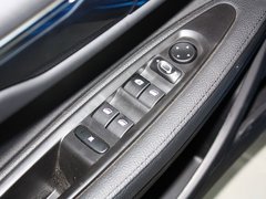 2013款 两厢 1.6L 手动 乐尚型