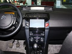 2013款 两厢 1.6L 手动 乐尚型