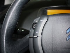 2013款 两厢 1.6L 手动 乐尚型